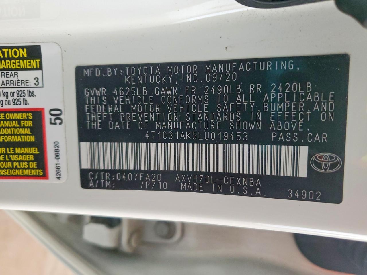 2020 TOYOTA CAMRY LE photo 12