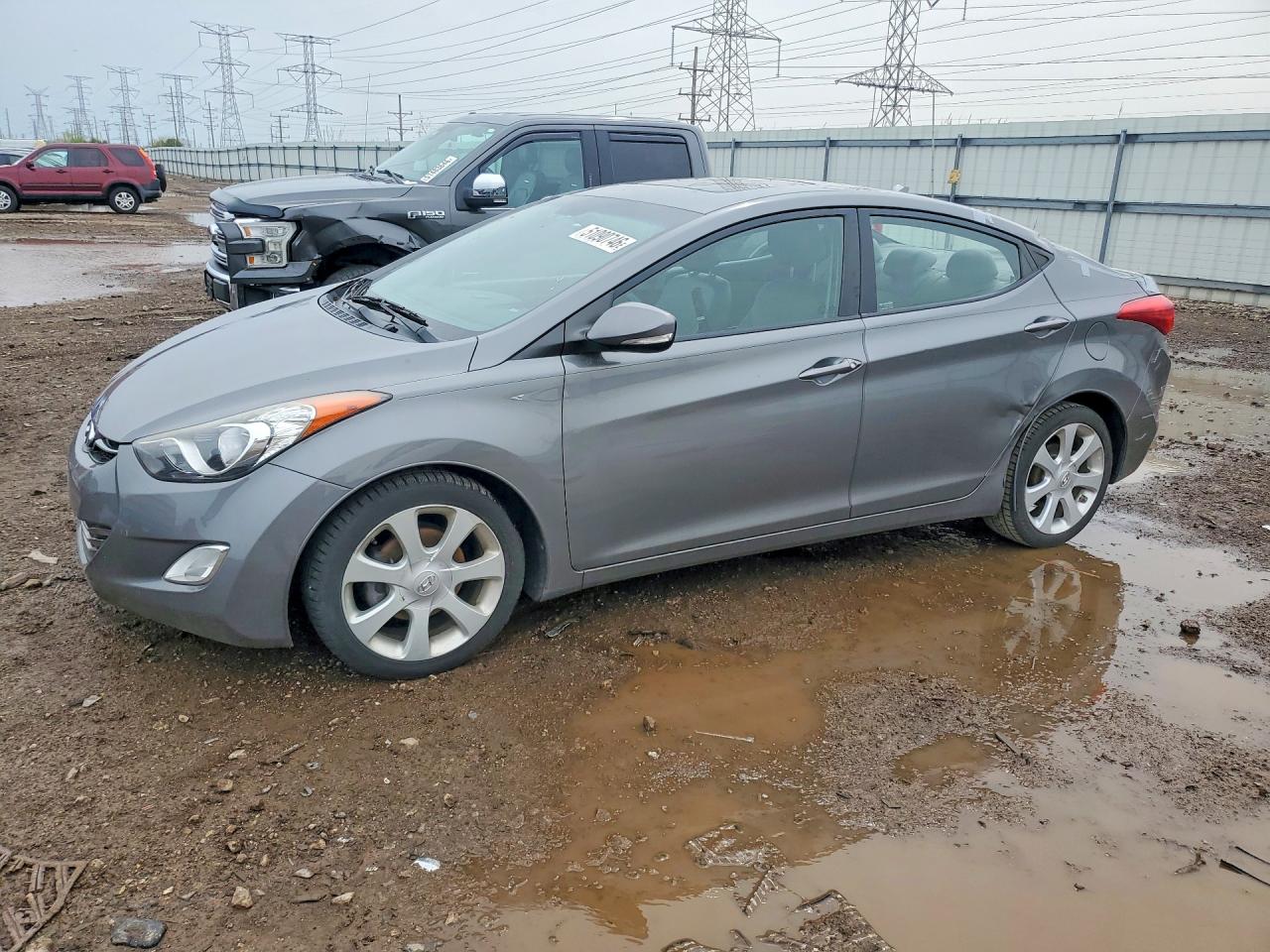 2013 HYUNDAI ELANTRA