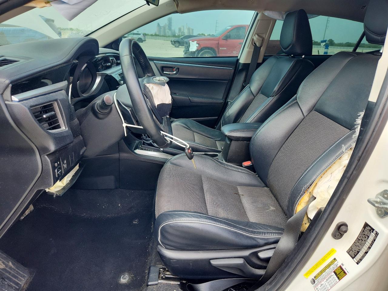 2014 TOYOTA COROLLA S PLUS photo 19