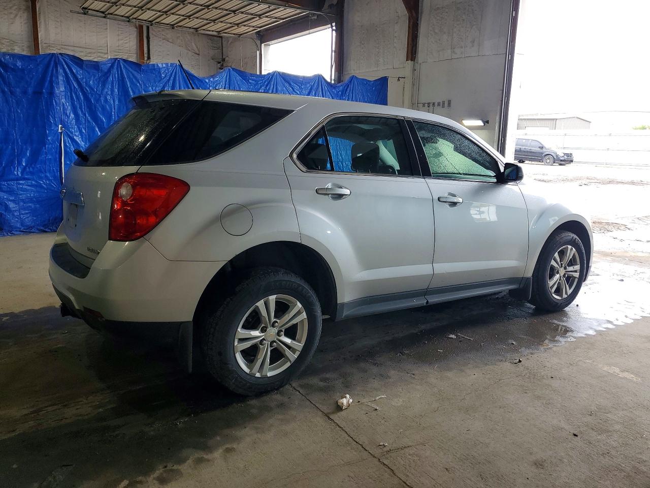 2015 CHEVROLET EQUINOX photo 5