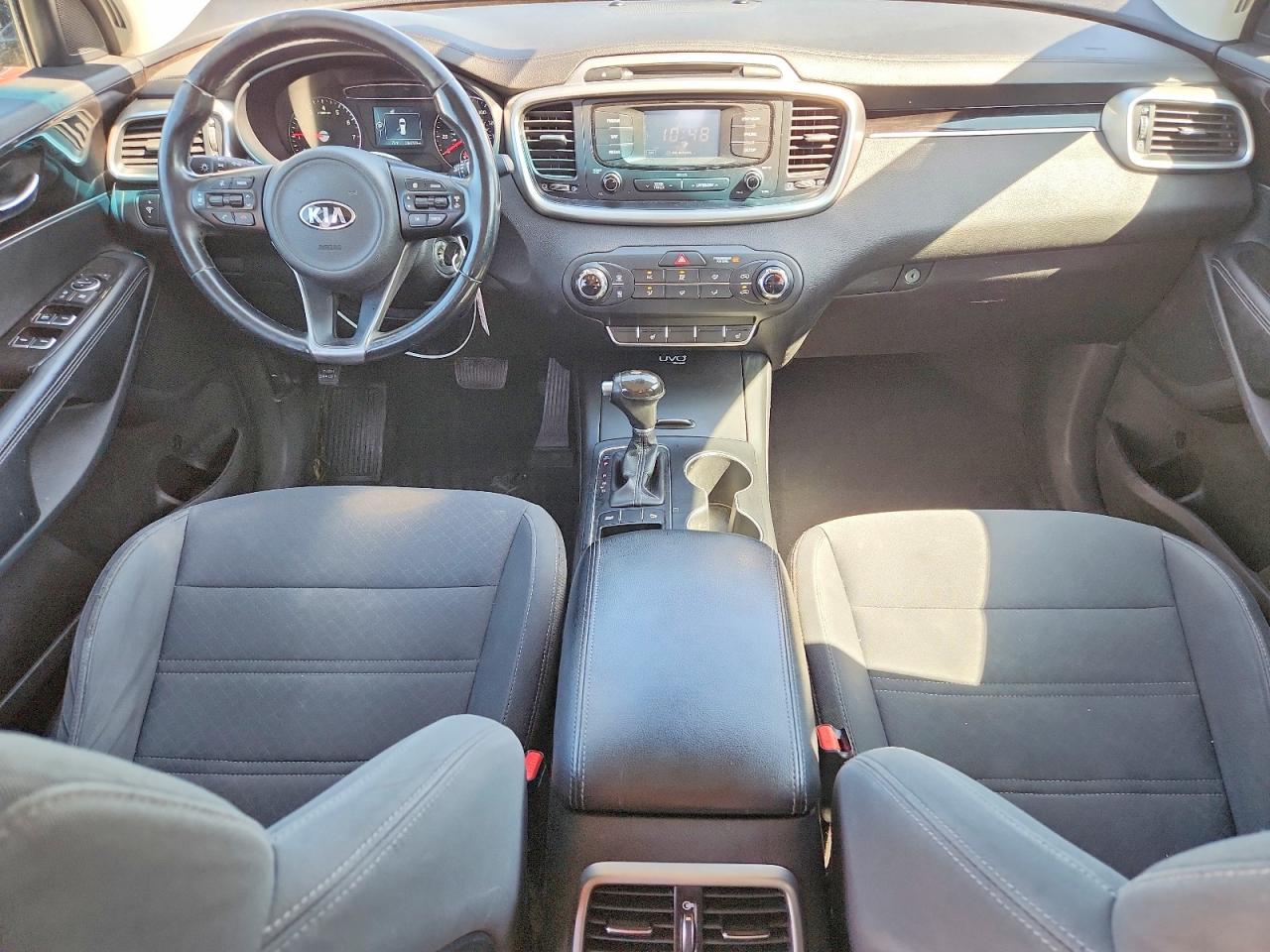 2016 KIA SORENTO LX photo 22