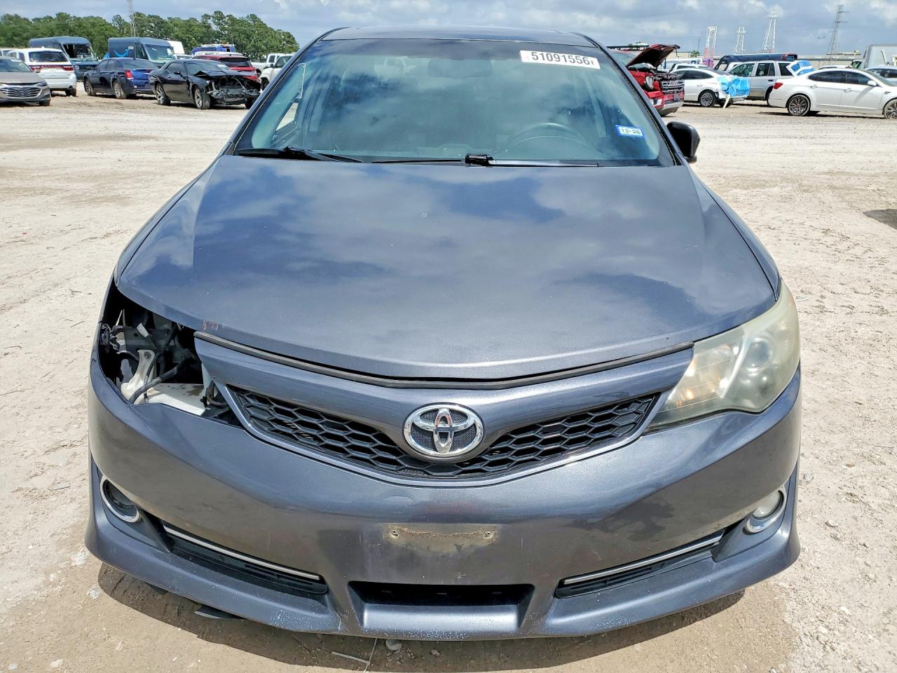2012 TOYOTA CAMRY SE V6 photo 9