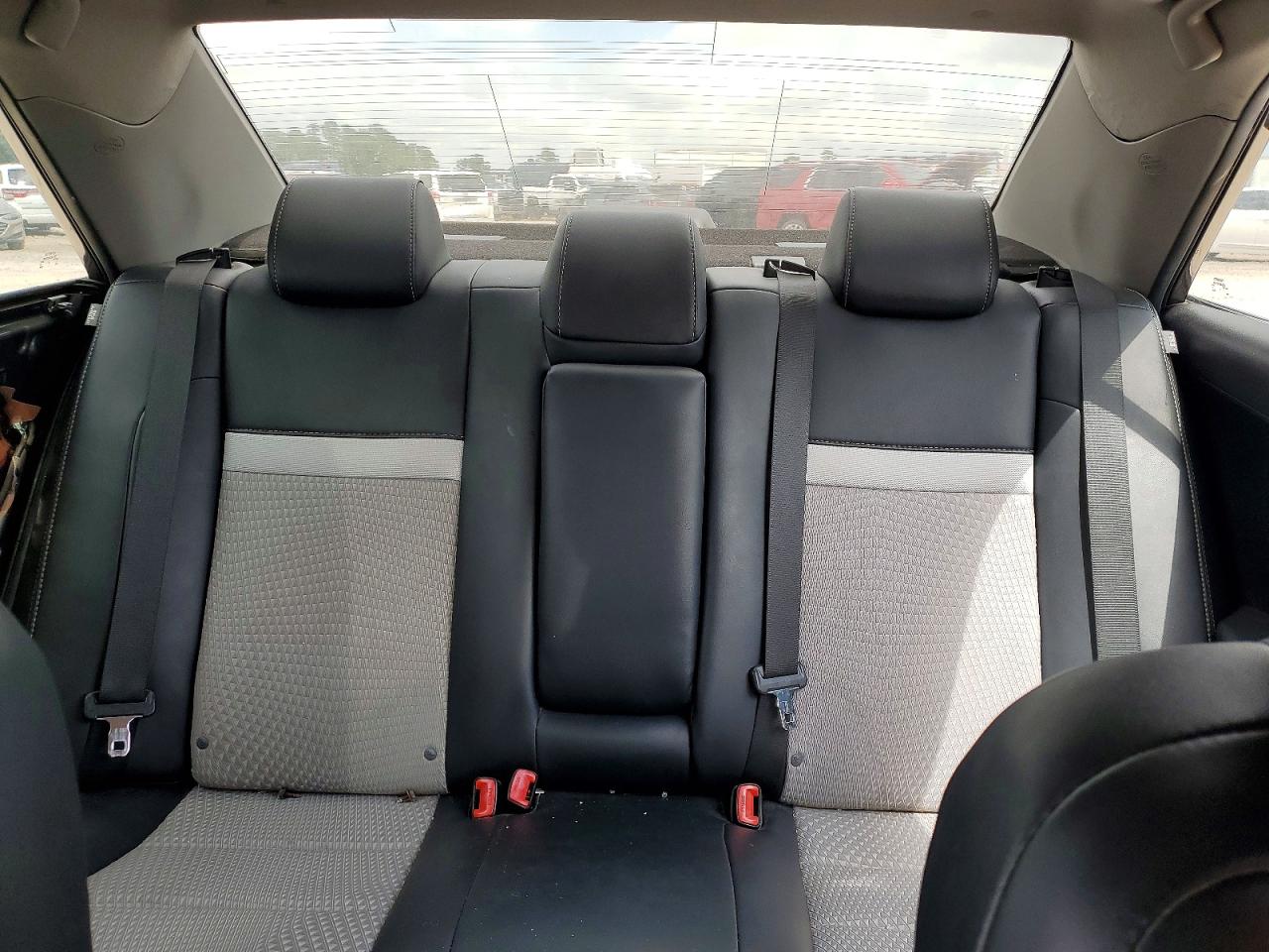 2012 TOYOTA CAMRY SE V6 photo 19