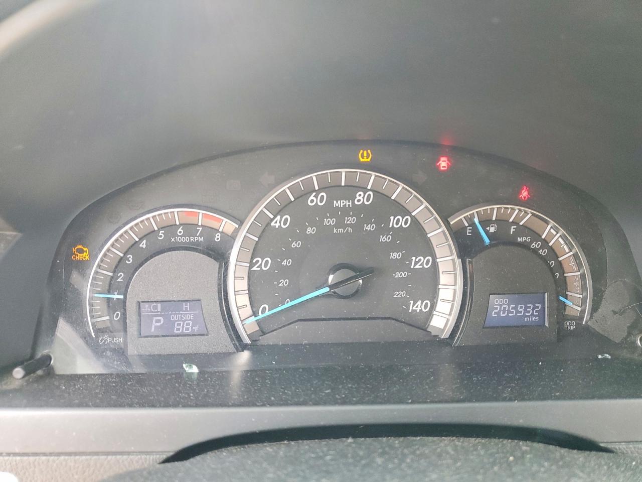 2012 TOYOTA CAMRY SE V6 photo 17