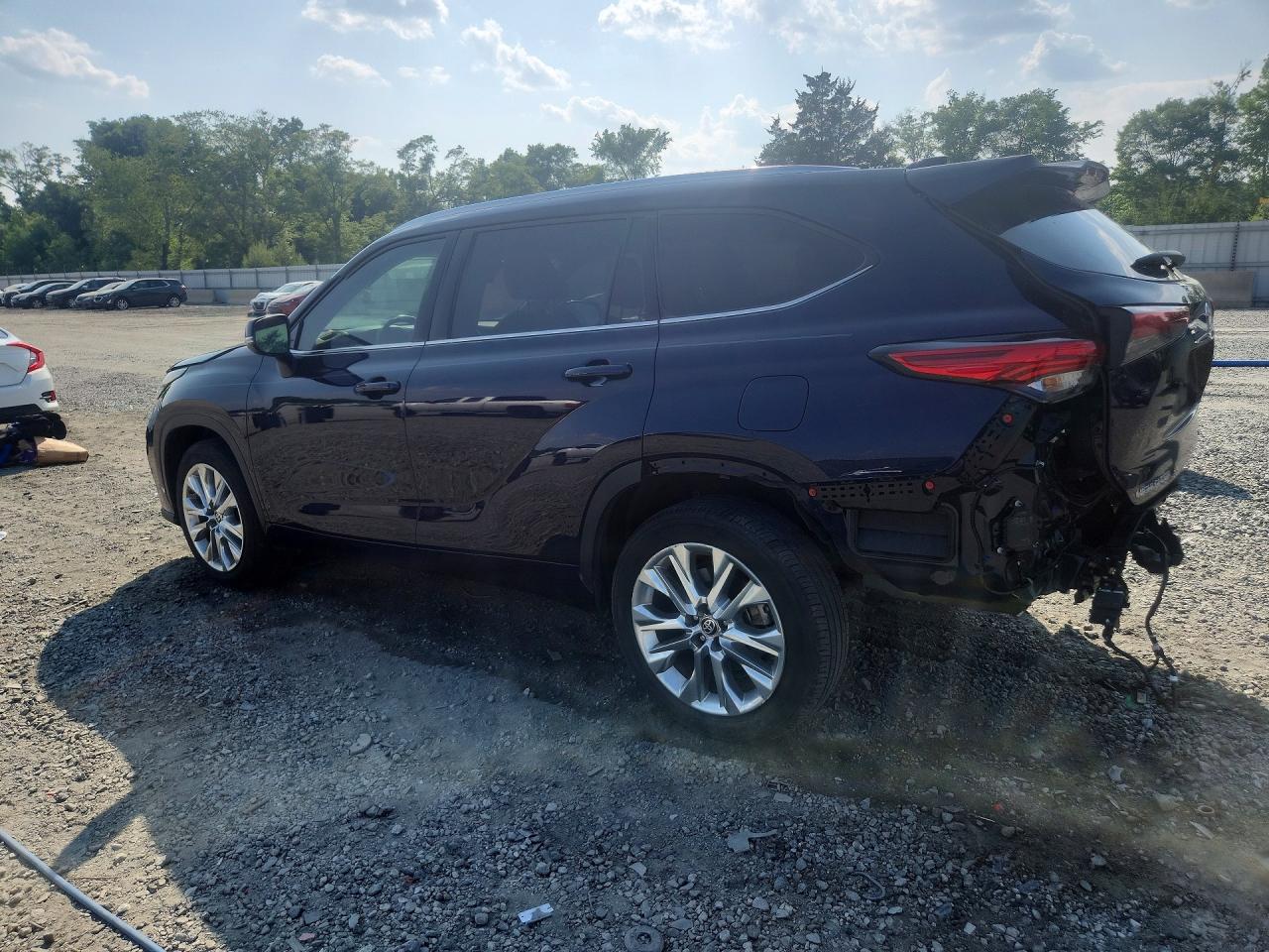 2020 TOYOTA HIGHLANDER LIMITED photo 3