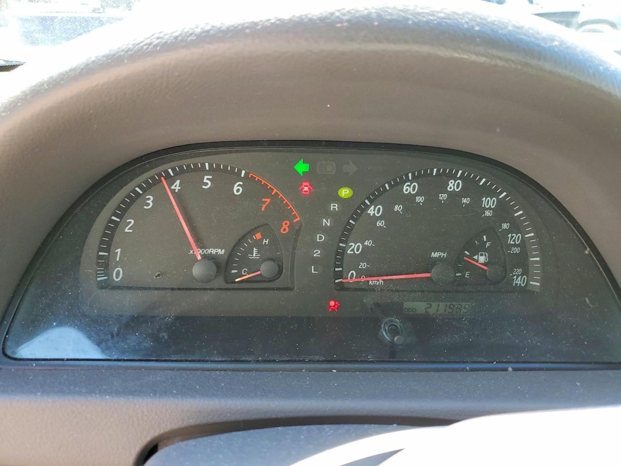 2004 TOYOTA CAMRY XLE photo 17