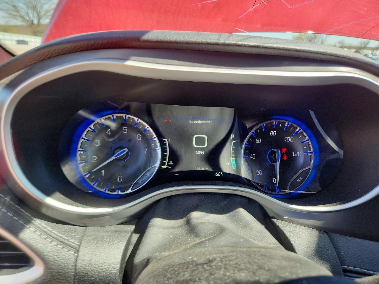 2026 CHRYSLER PACIFICA SELECT photo 9