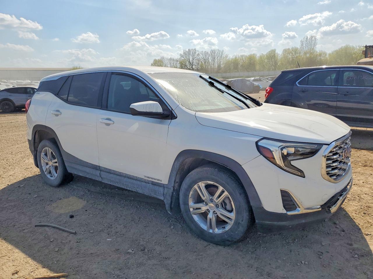 2019 GMC TERRAIN SLE photo 7