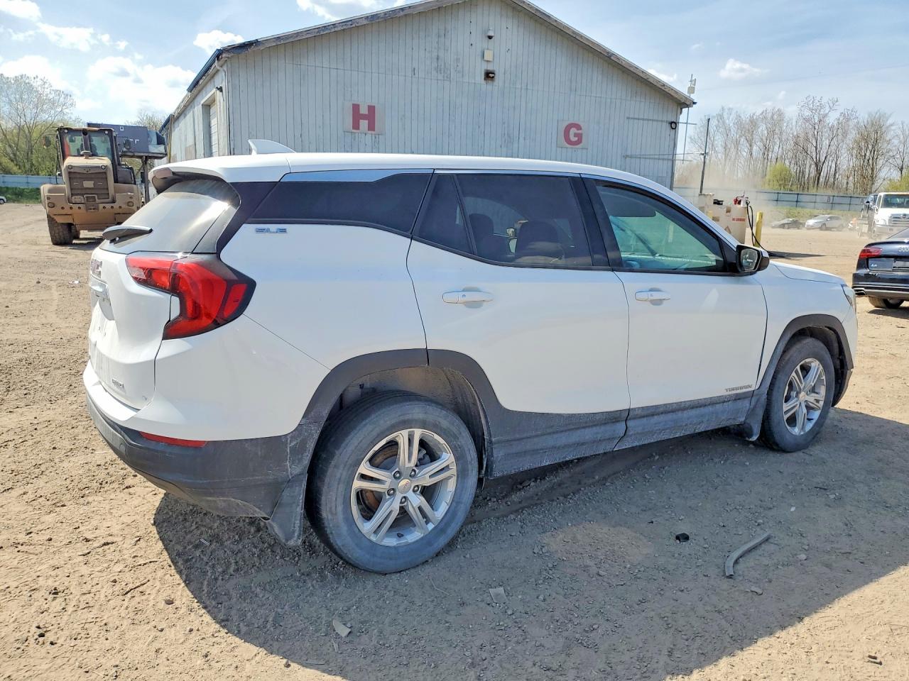 2019 GMC TERRAIN SLE photo 5