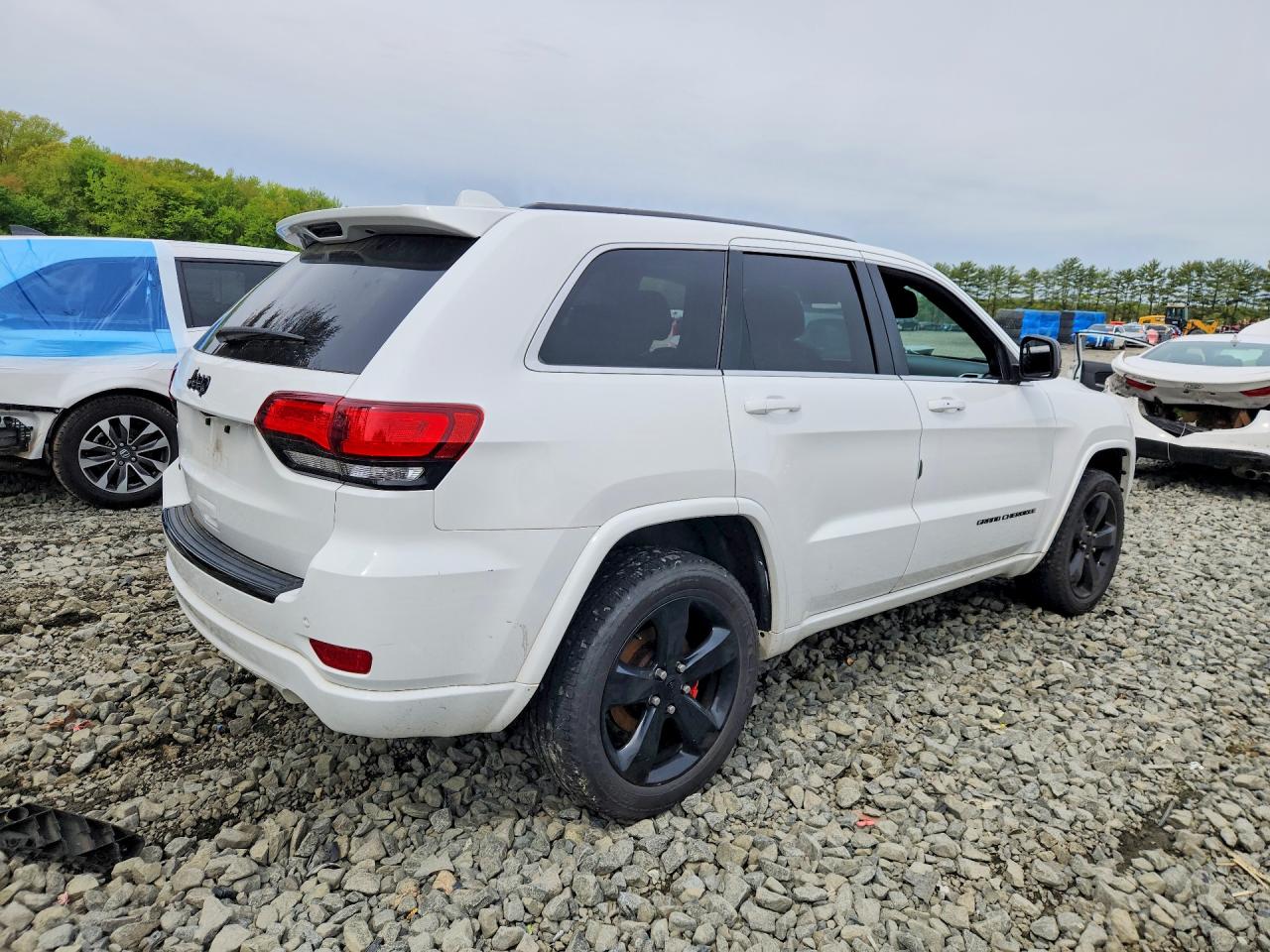 2015 JEEP GRAND CHEROKEE LAREDO photo 5