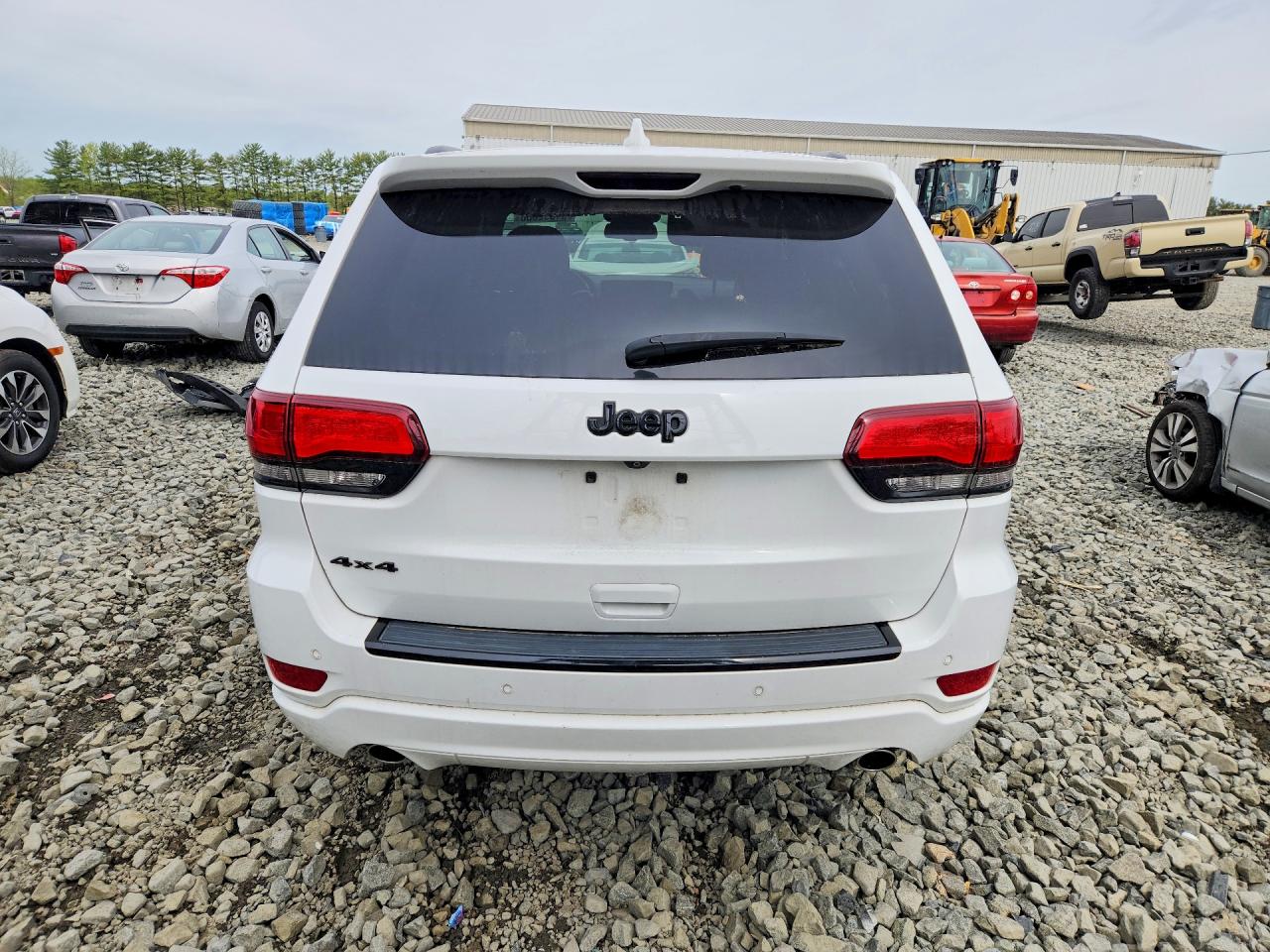 2015 JEEP GRAND CHEROKEE LAREDO photo 11