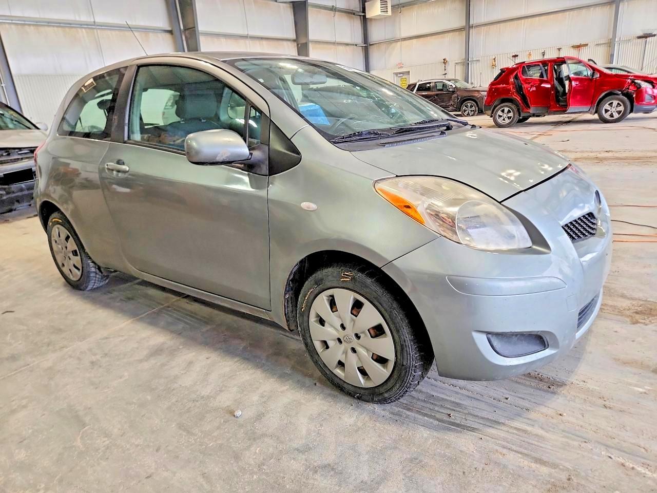 2010 TOYOTA YARIS BASE photo 10