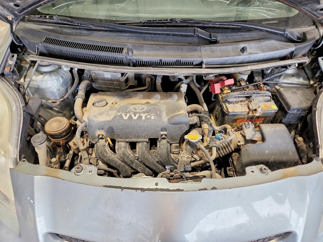 2010 TOYOTA YARIS BASE photo 31