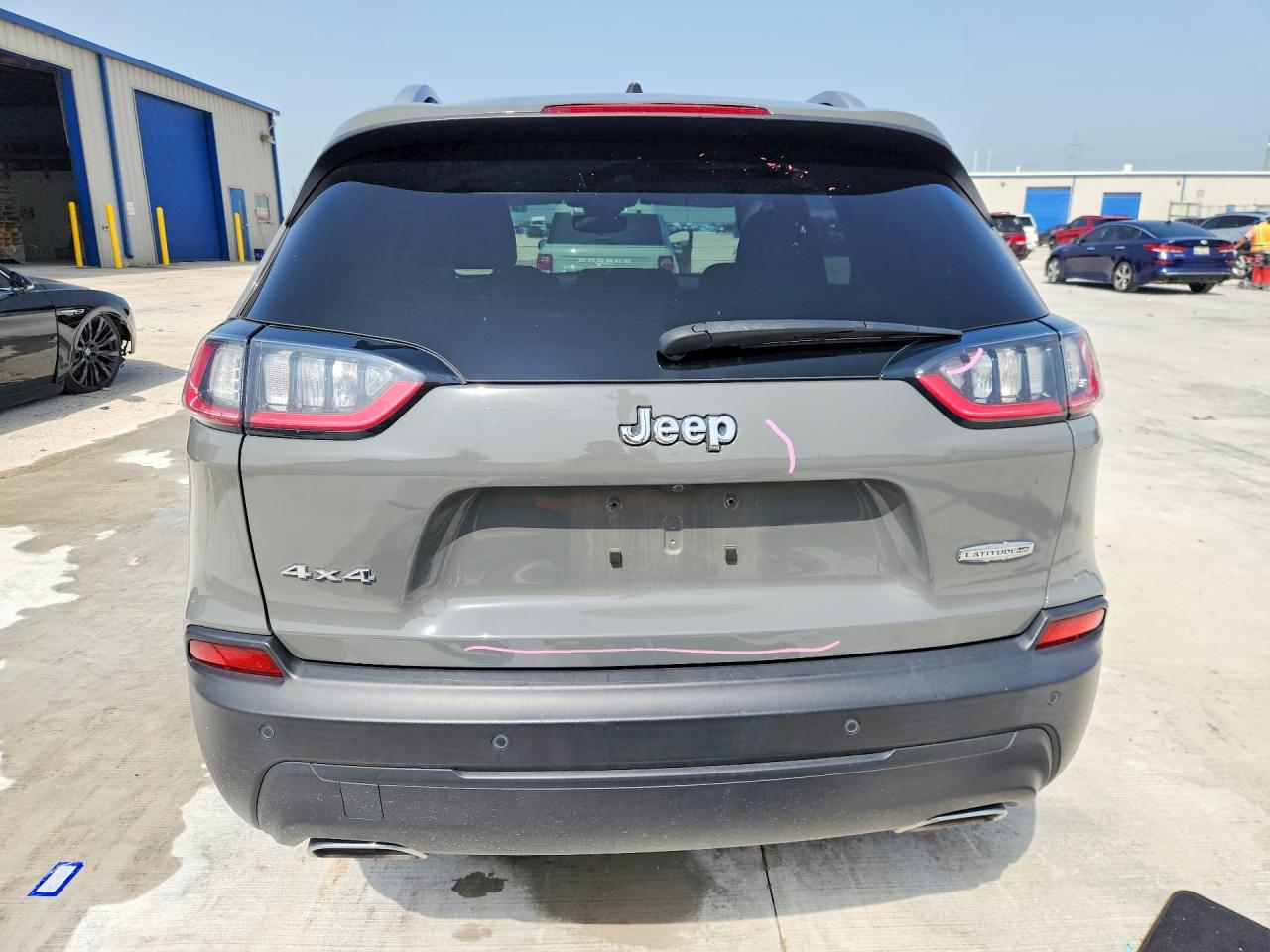 2021 JEEP CHEROKEE LATITUDE LUX photo 16