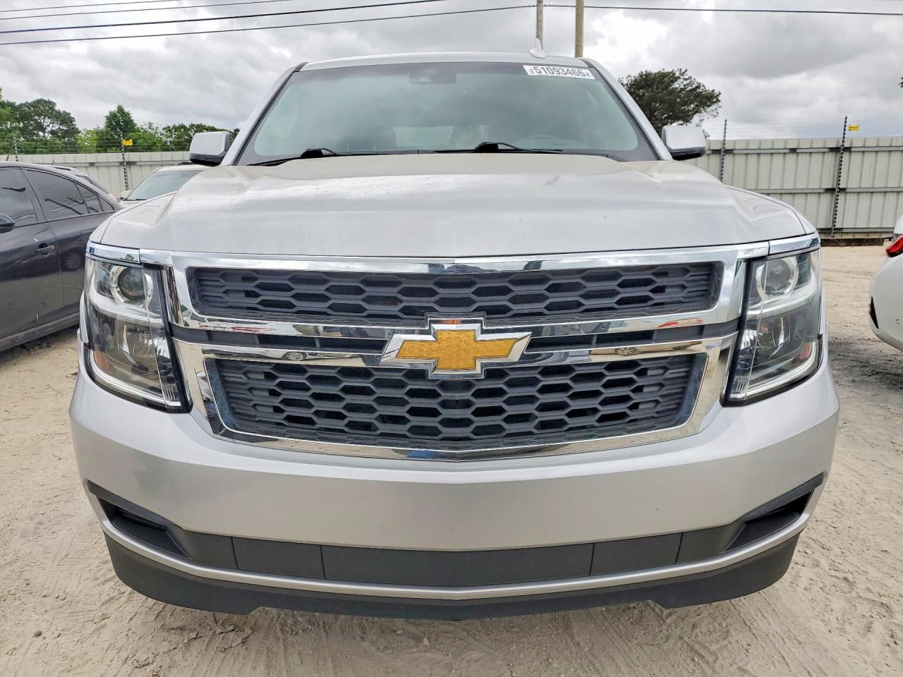 2020 CHEVROLET TAHOE C1500 LT photo 5