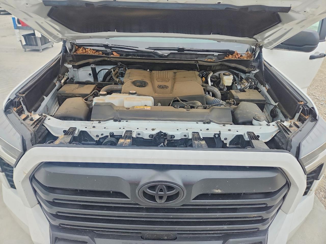 2024 TOYOTA TUNDRA SR5 photo 31