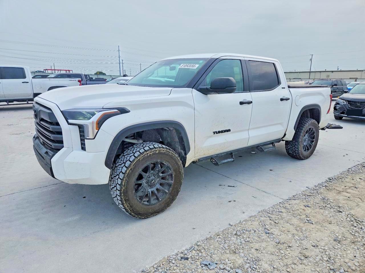 2024 TOYOTA TUNDRA