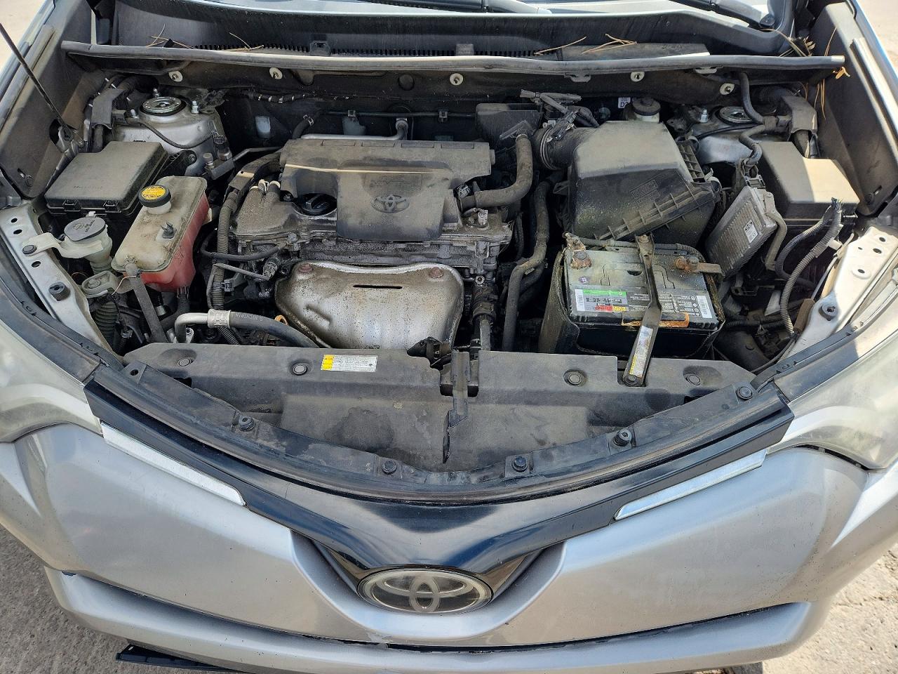2018 TOYOTA RAV4 XLE photo 23