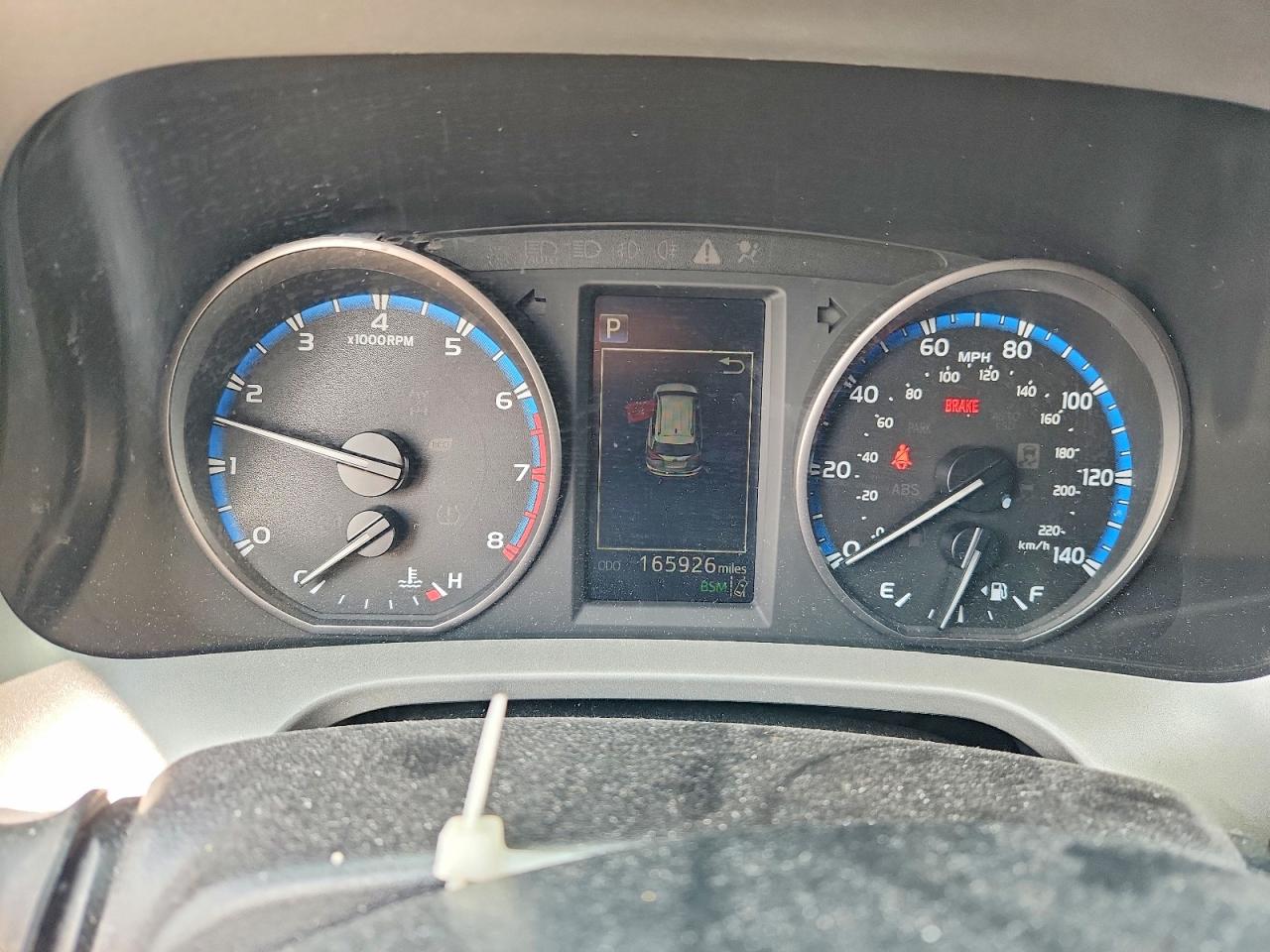 2018 TOYOTA RAV4 XLE photo 17