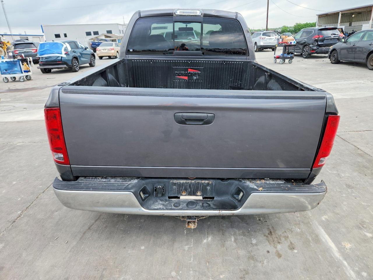 2004 DODGE RAM 1500 ST photo 11