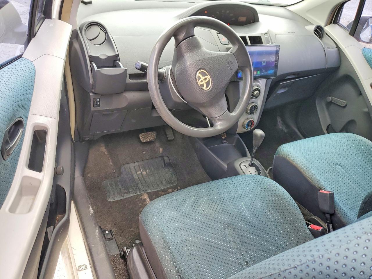 2007 TOYOTA YARIS BASE photo 8