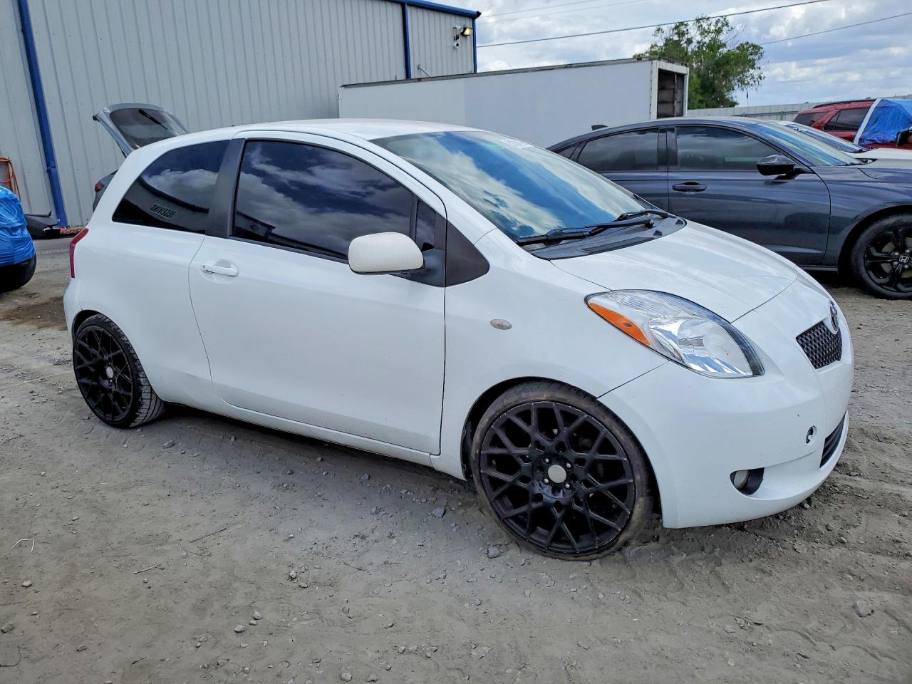 2007 TOYOTA YARIS BASE photo 4