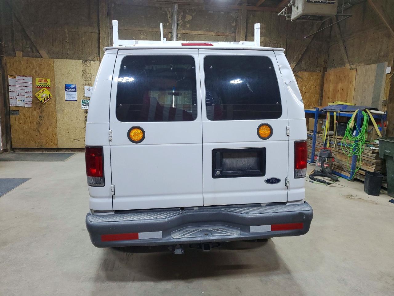2007 FORD ECONOLINE E250 VAN photo 11