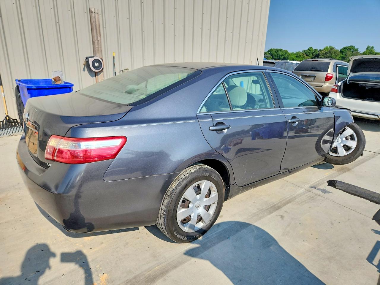 2007 TOYOTA CAMRY LE photo 5