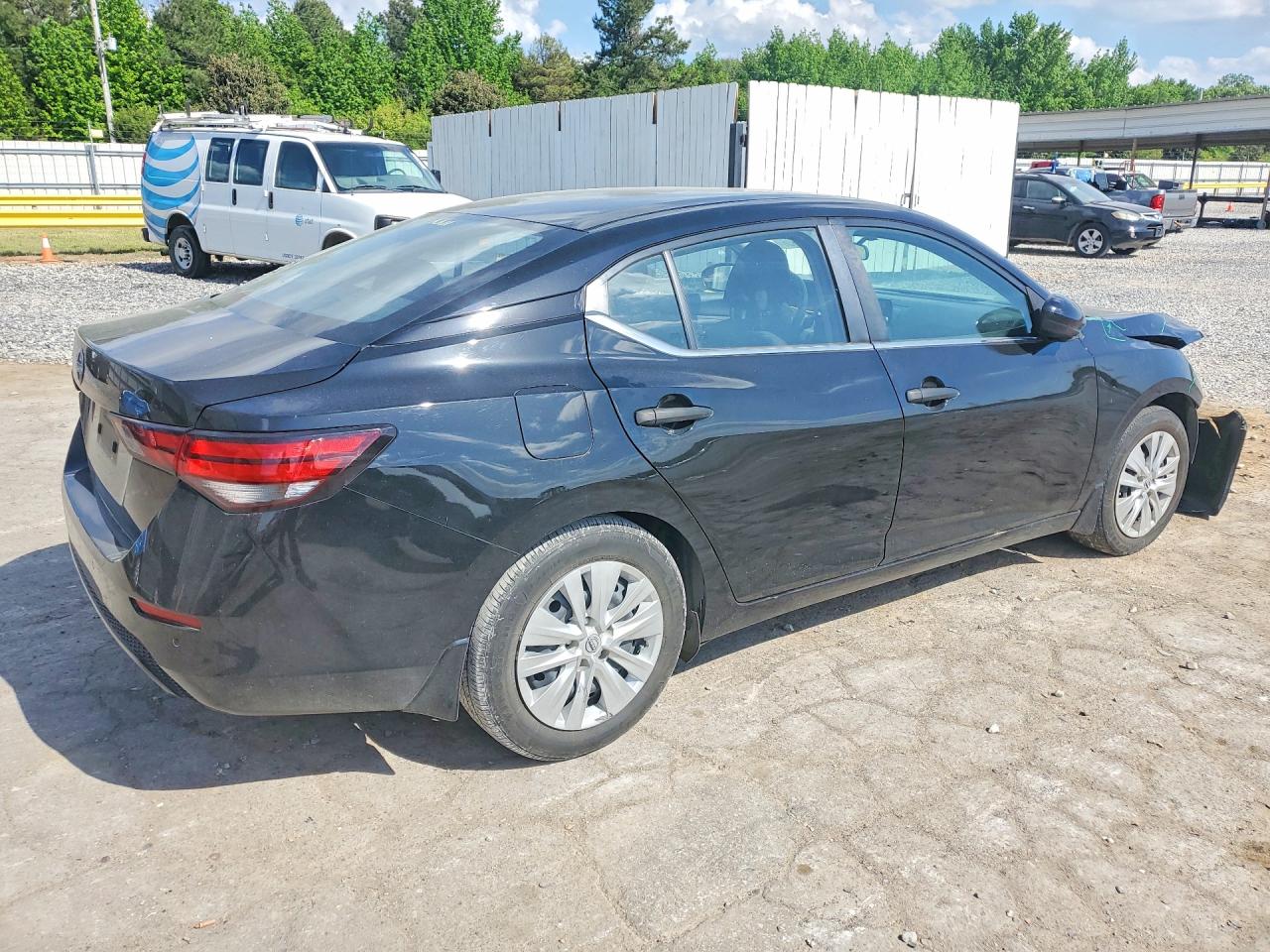 2024 NISSAN SENTRA S photo 5