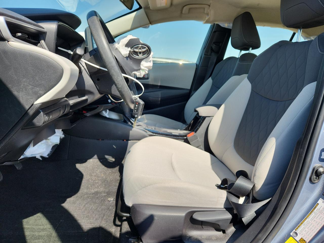 2022 TOYOTA COROLLA LE photo 13