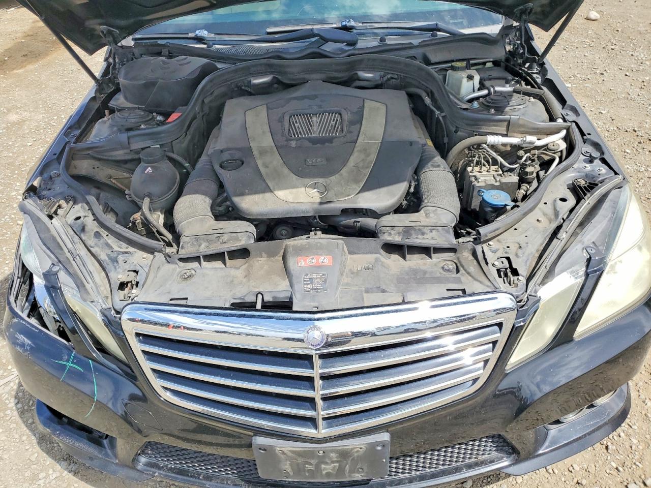 2010 MERCEDES-BENZ E 350 photo 31