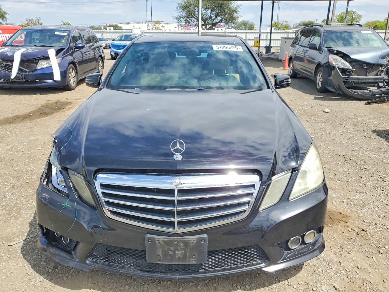 2010 MERCEDES-BENZ E 350 photo 13