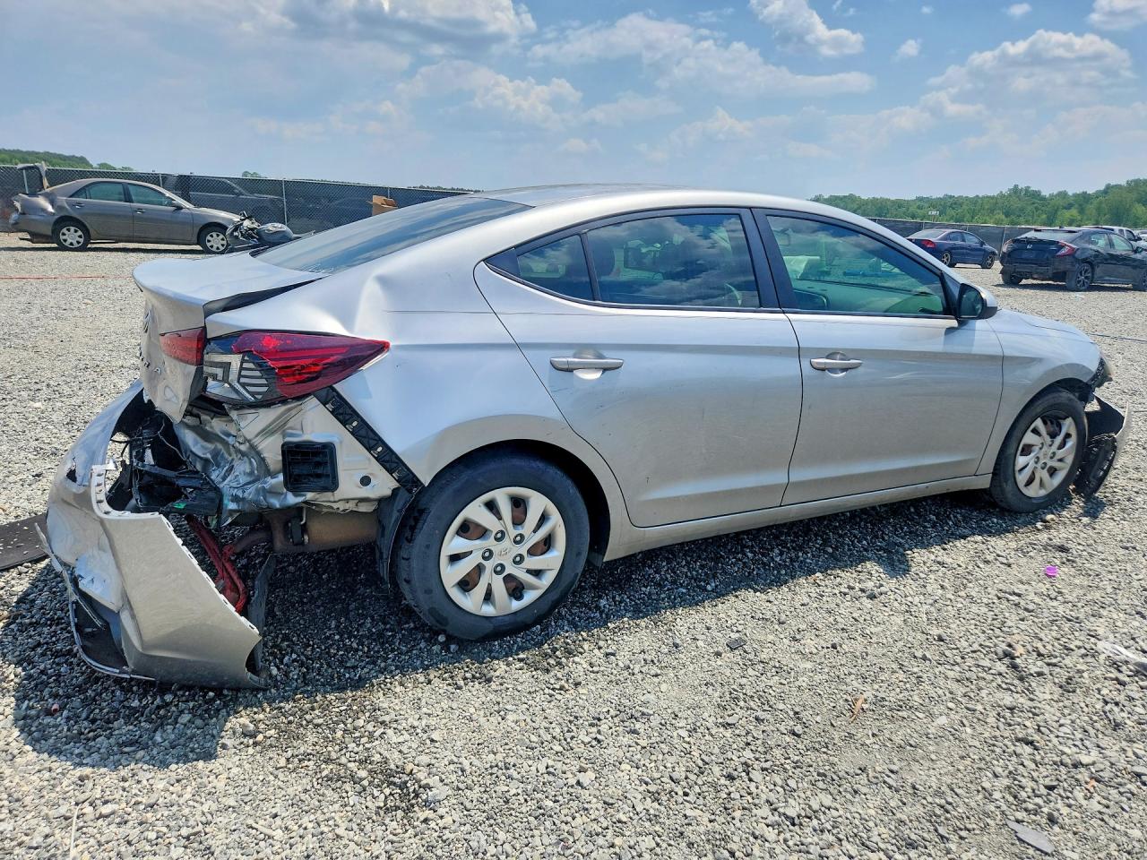 2020 HYUNDAI ELANTRA SE photo 5