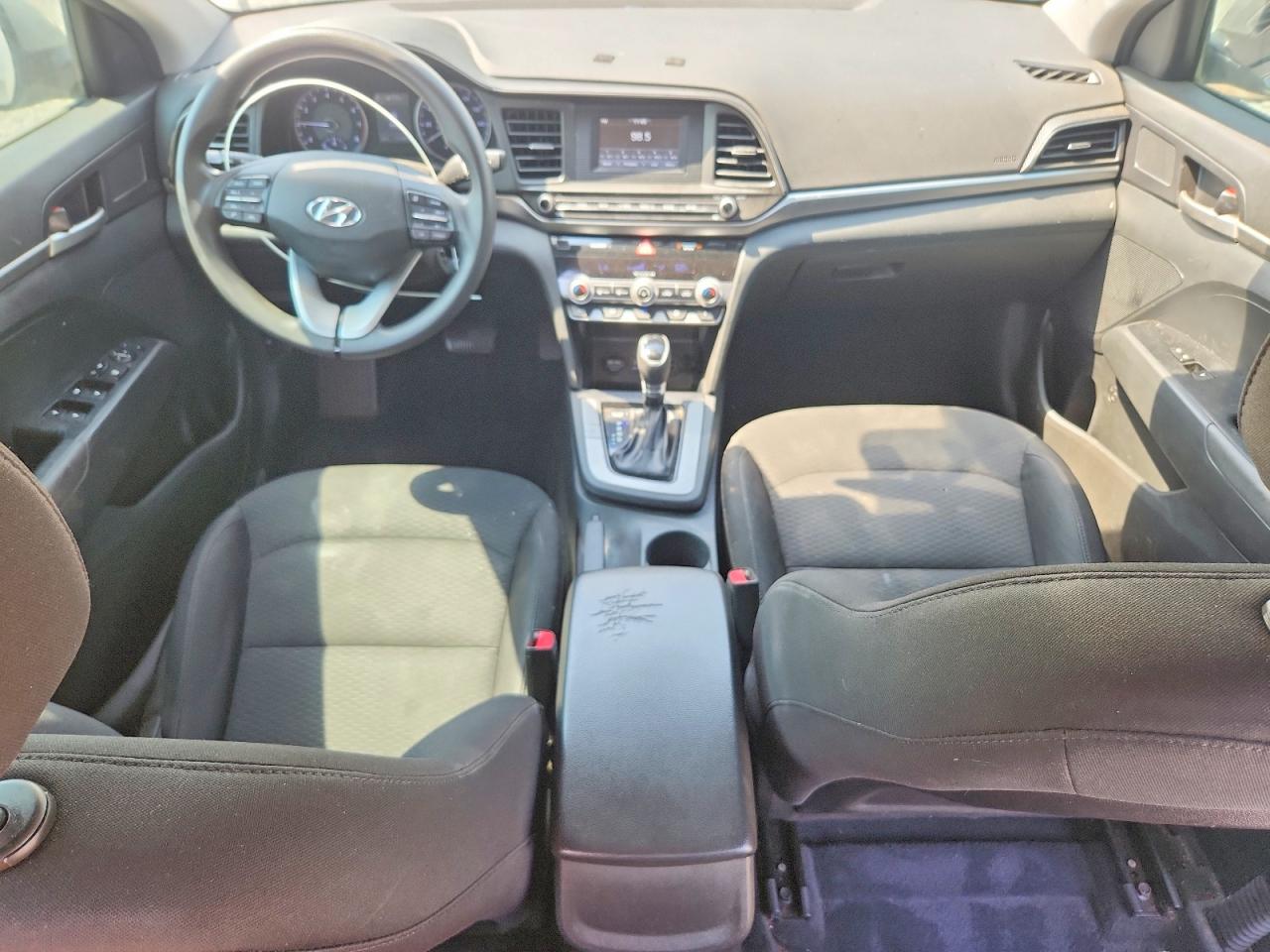 2020 HYUNDAI ELANTRA SE photo 15