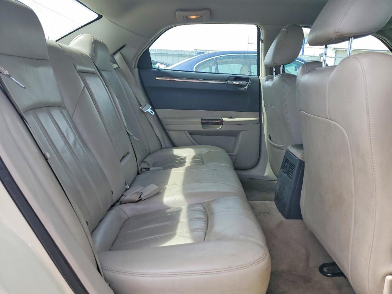 2006 CHRYSLER 300C photo 19