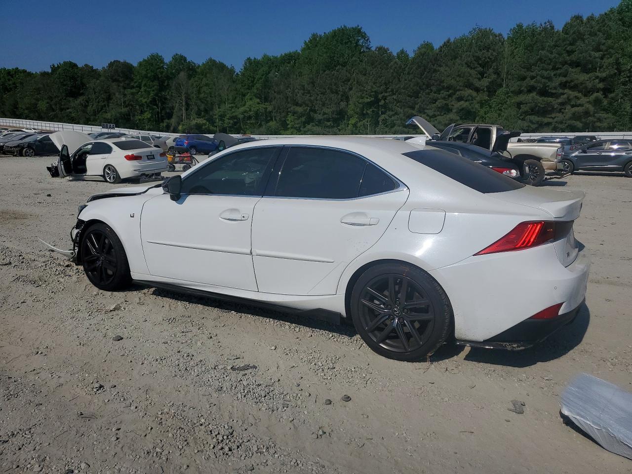 2019 LEXUS IS 300 photo 4