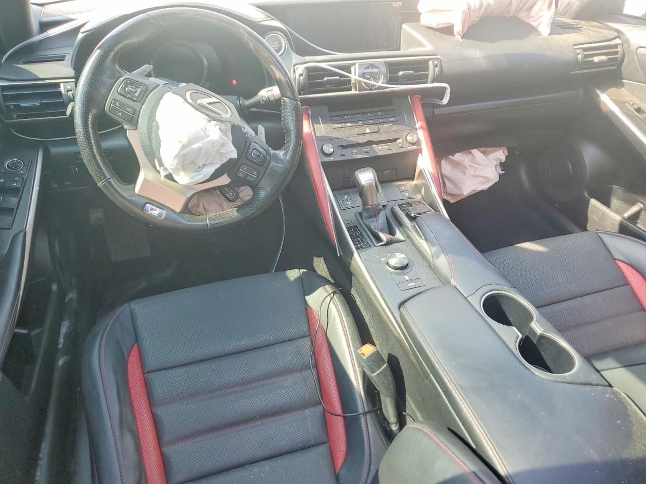 2019 LEXUS IS 300 photo 22