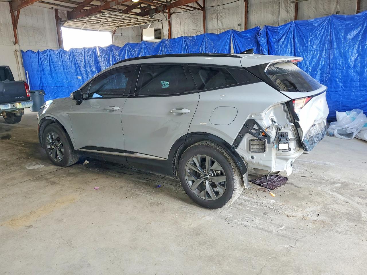 2023 KIA SPORTAGE SX photo 3