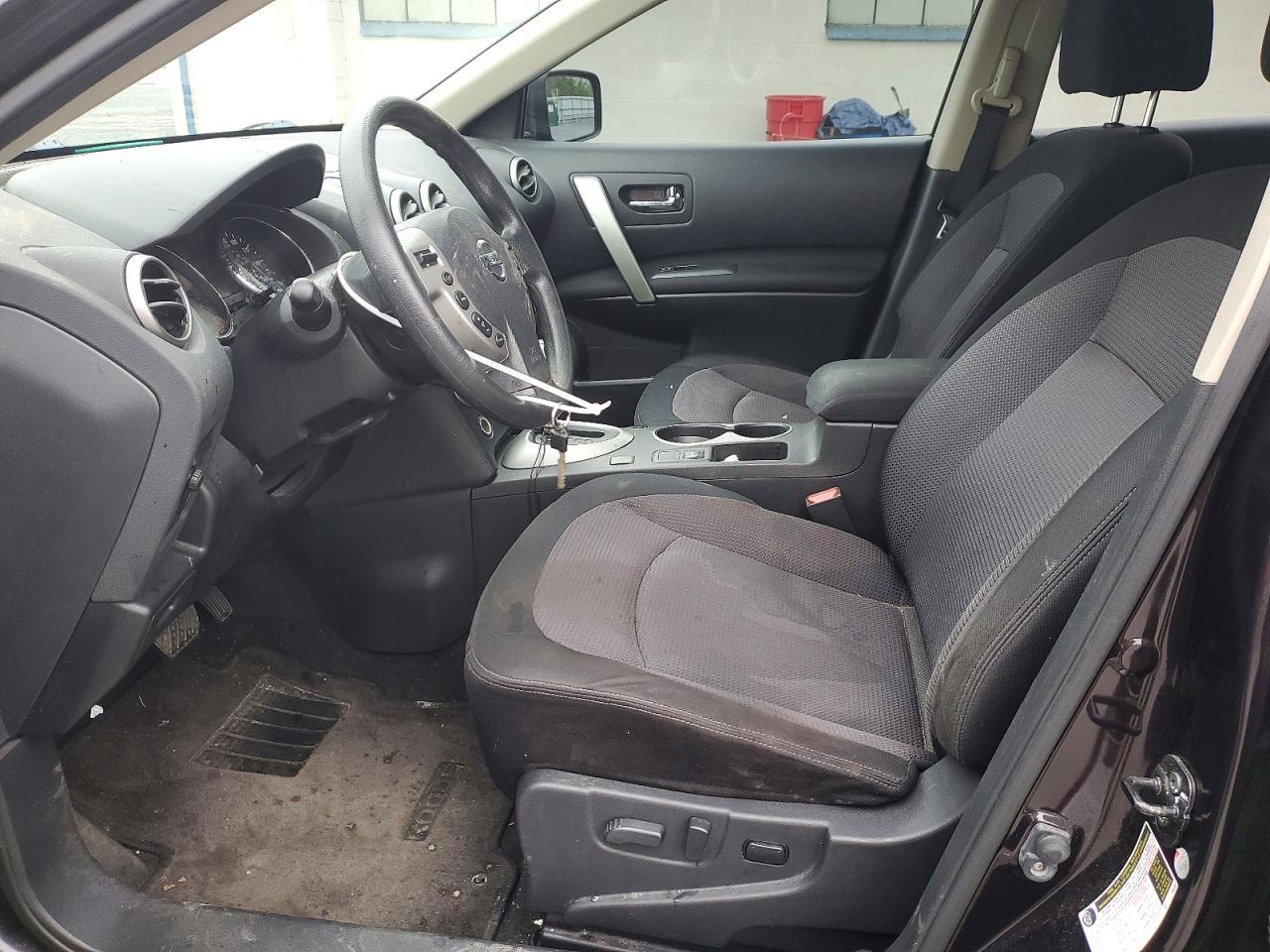 2013 NISSAN ROGUE S photo 13