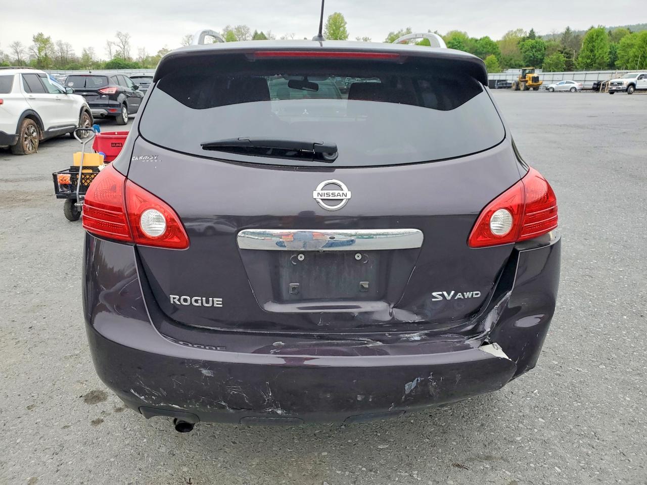 2013 NISSAN ROGUE S photo 11