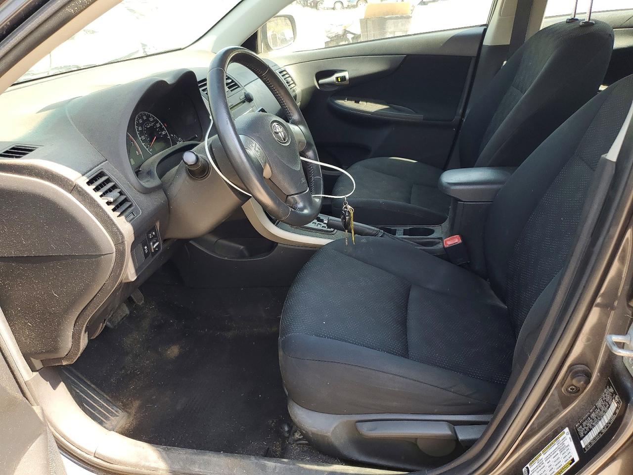 2009 TOYOTA COROLLA S photo 13