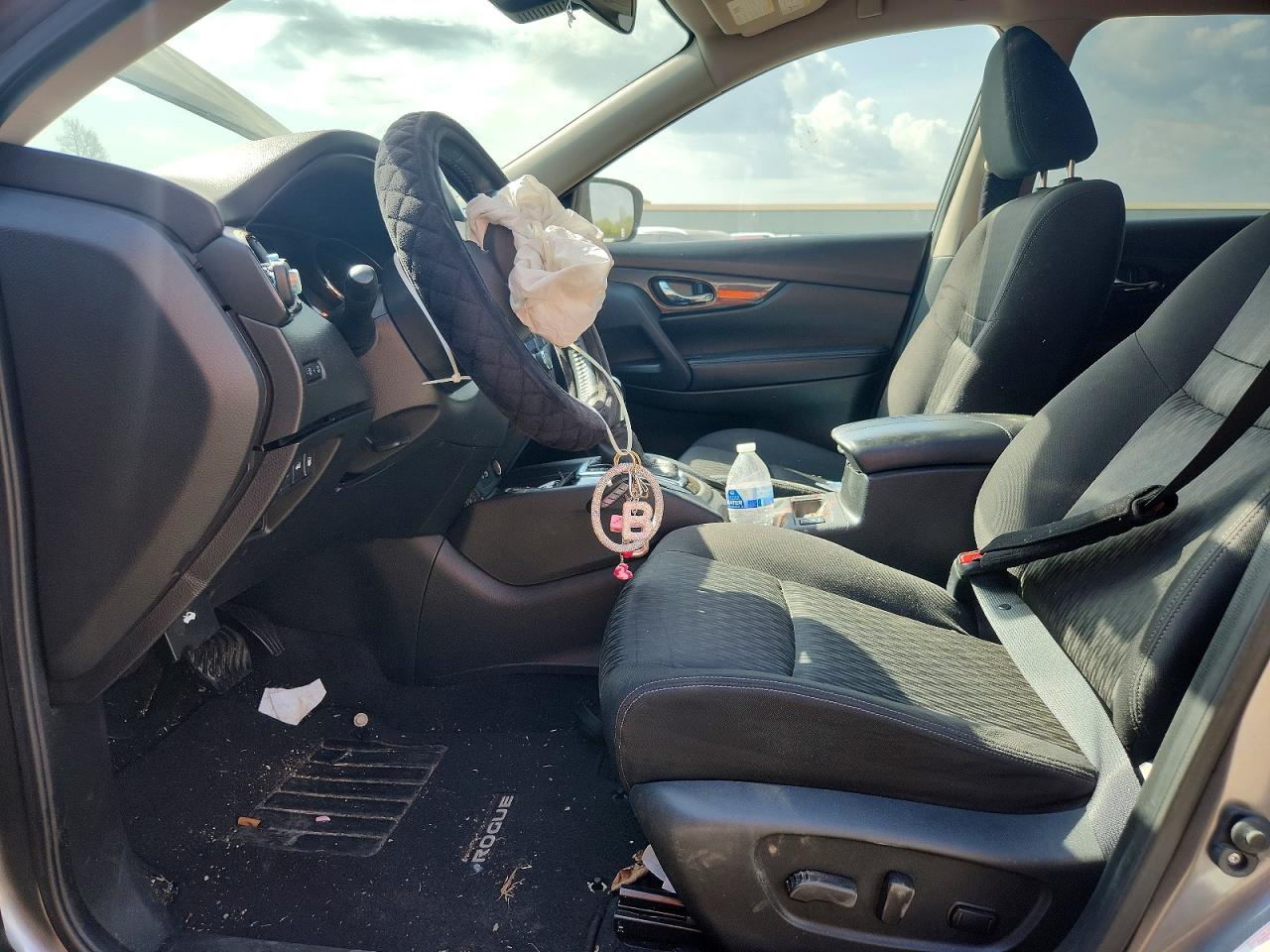 2020 NISSAN ROGUE SV photo 7