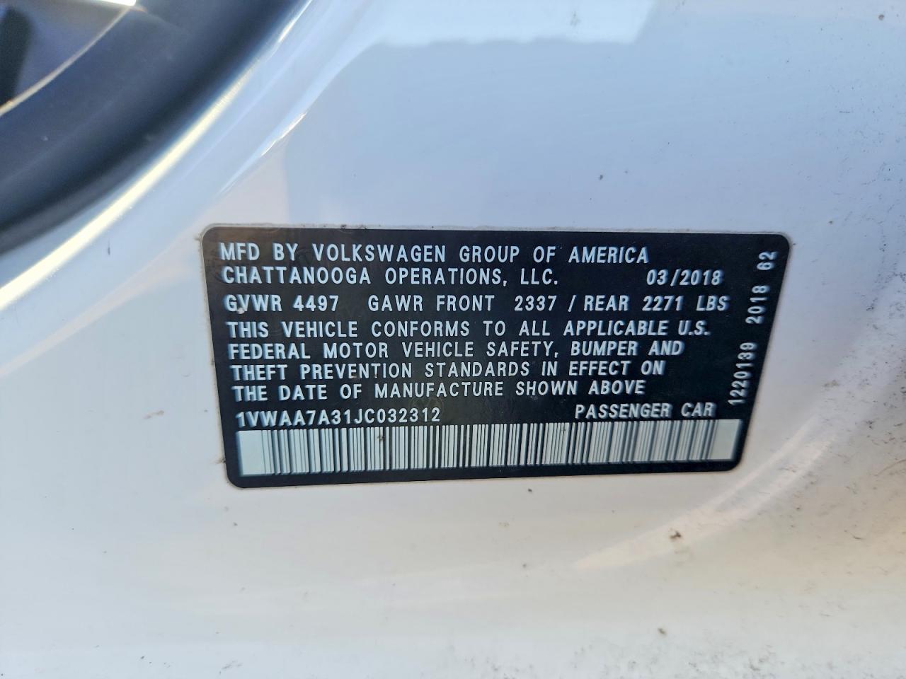2018 VOLKSWAGEN PASSAT S photo 12