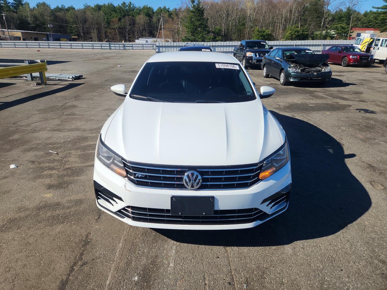 2018 VOLKSWAGEN PASSAT S photo 5