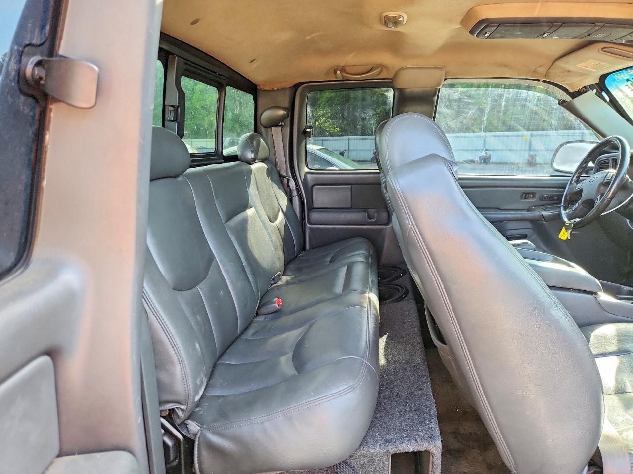 2004 CHEVROLET SILVERADO K1500 photo 19
