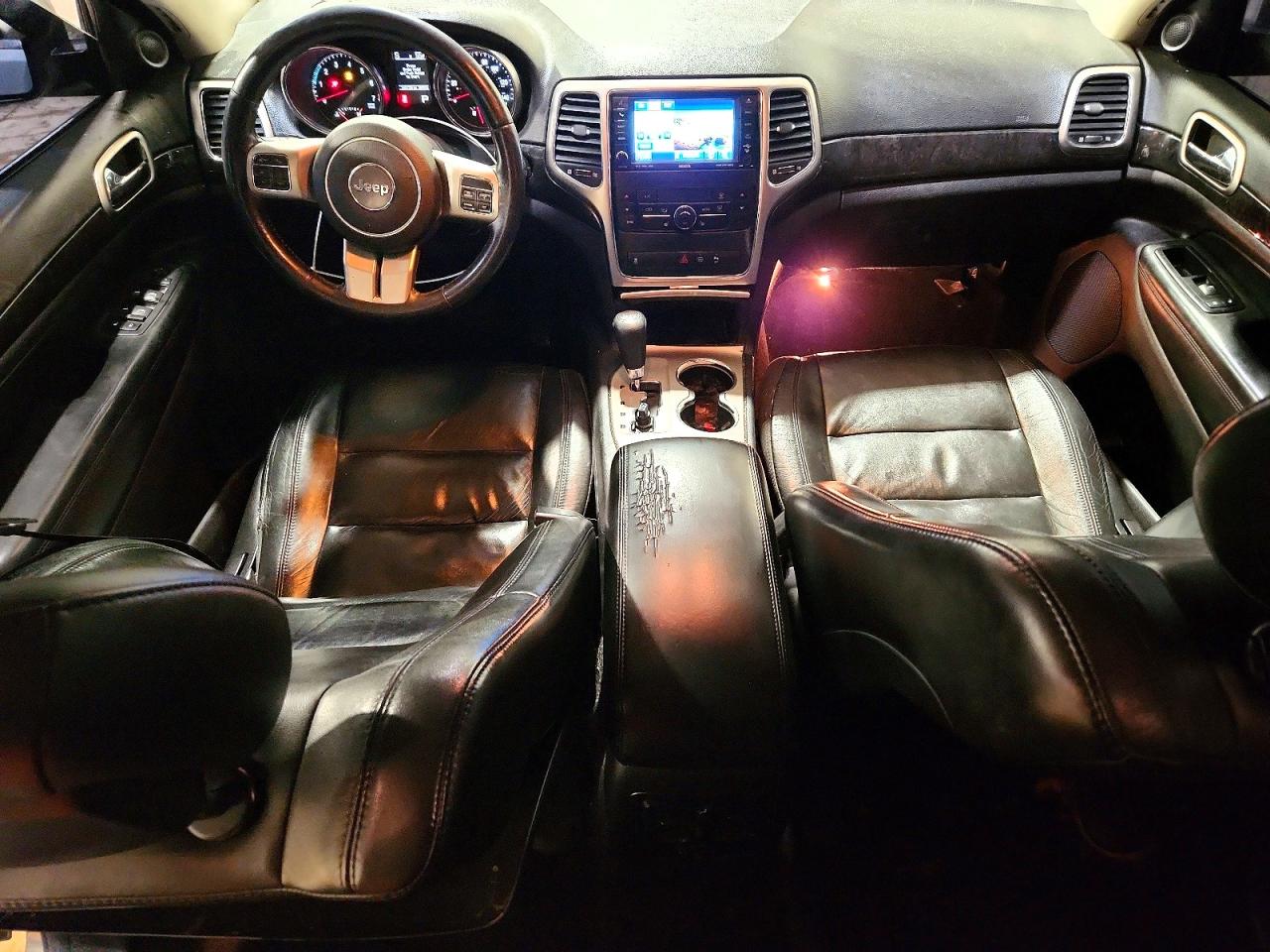 2011 JEEP GRAND CHEROKEE LAREDO photo 15
