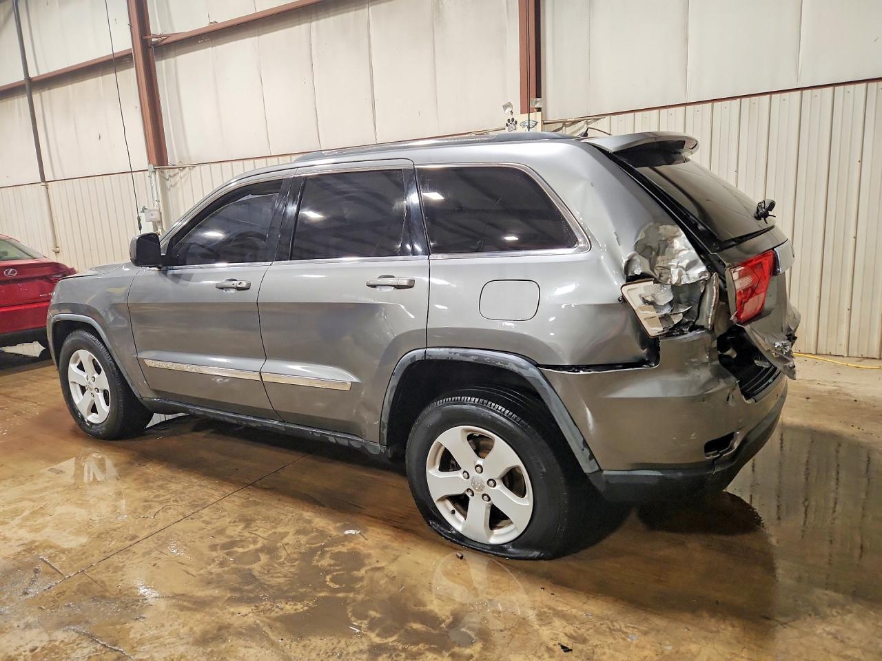 2011 JEEP GRAND CHEROKEE LAREDO photo 3
