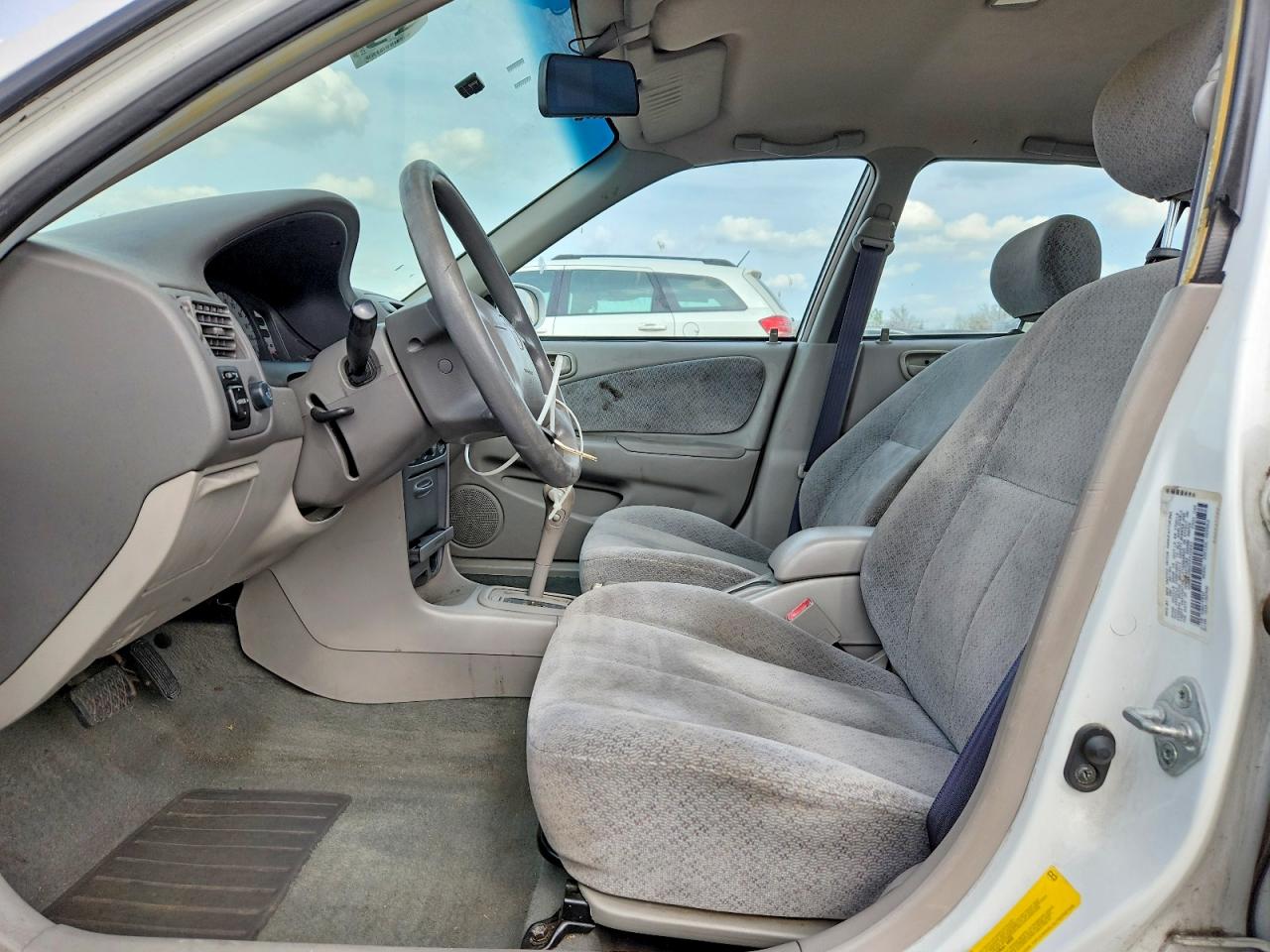2000 TOYOTA COROLLA VE photo 13