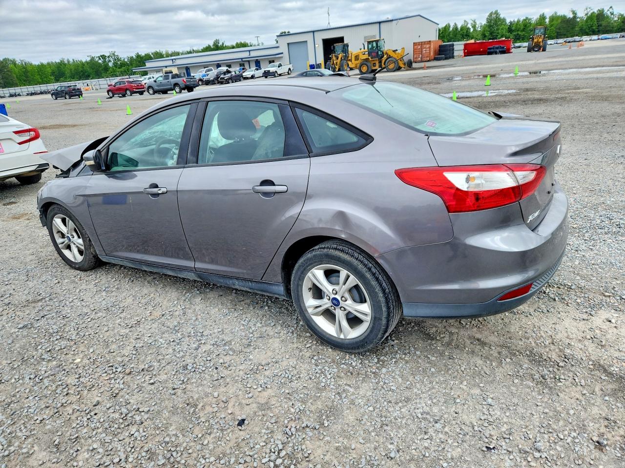 2014 FORD FOCUS SE photo 3