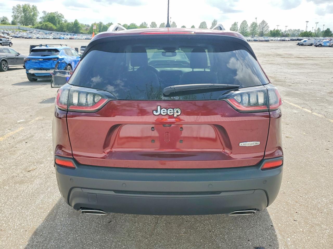 2021 JEEP CHEROKEE LATITUDE LUX photo 6
